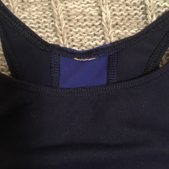 Under Armour Bra Top - Picture 5 of 6